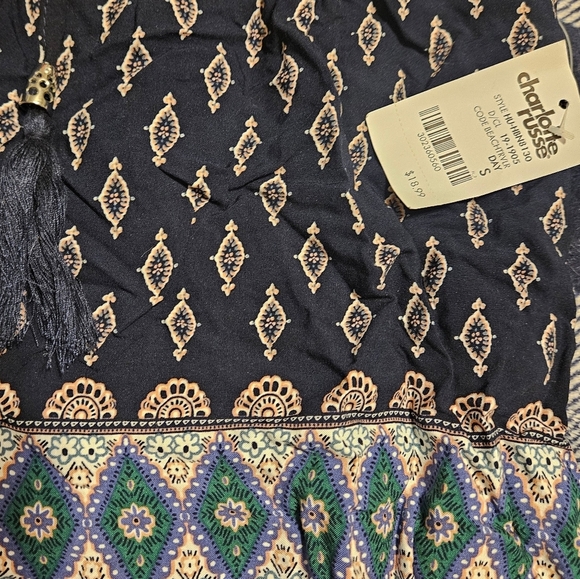 NWT Charlotte Russe Womens Blue Multicolored Elastic Waist Shorts Size Small - Picture 2 of 7